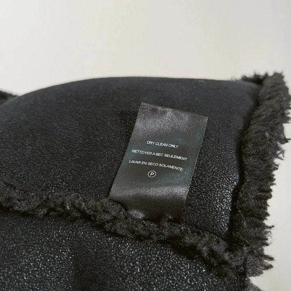 VELVET BY GRAHAM AND SPENCER | FAUX FUR BLACK REVERSIBLE VEST - Picture 8 of 14